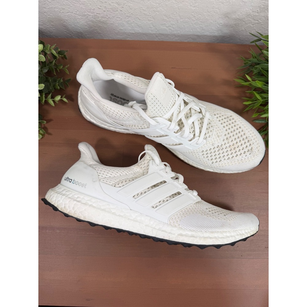 adidas Mens Ultraboost 1.0 White Primeknit Running Shoes Size 9.5